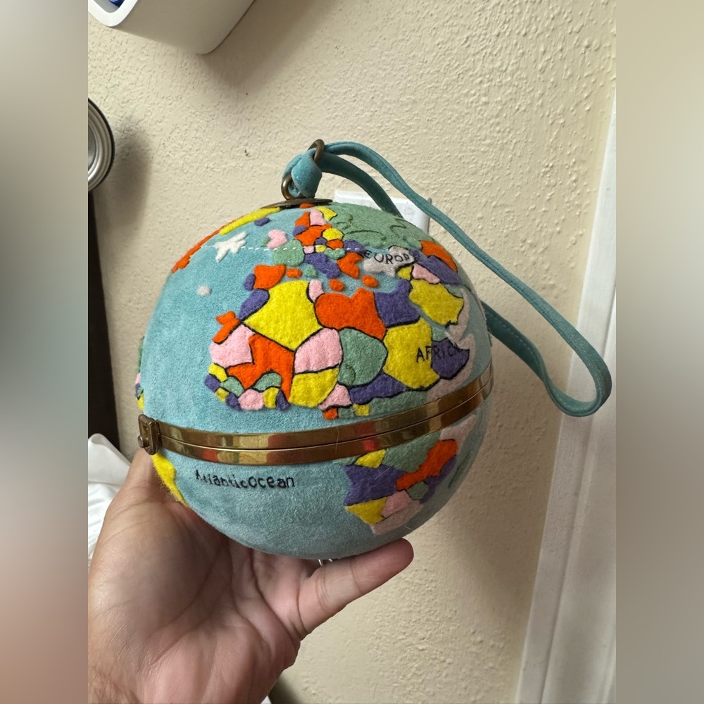 Sold 2015 Olympia Le-Tan World Globe World Map Wristlet Minaudière HTF